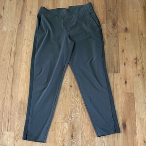 Athleta Brooklyn Ankle Pant in Dark Green